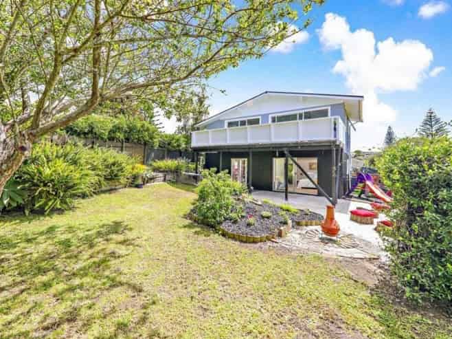 Auckland - Address withheld