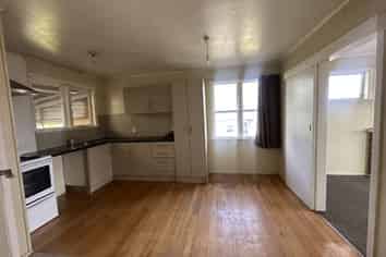 61 Penrose Road, Penrose