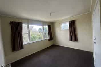 61 Penrose Road, Penrose