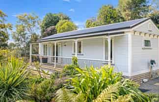 16 Angle Street, Picton