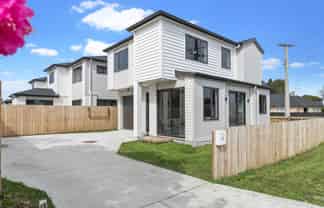 69 Clevedon Road, Papakura