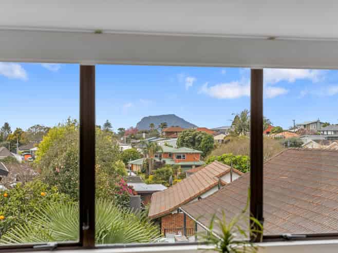 33 KOTUKU PLACE, Matua