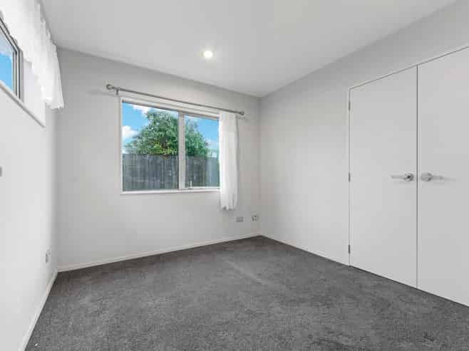 35A Franklyne Road, Otara