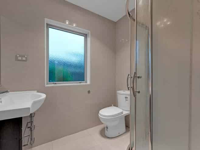 35A Franklyne Road, Otara