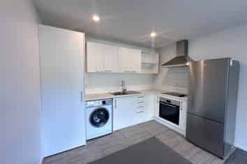 33 Headley, Lower Shotover