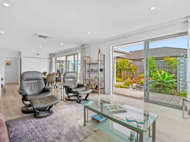 29 St Michael Crescent, One Tree Point