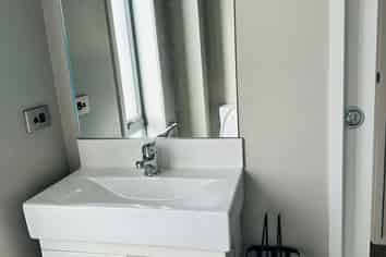 Room 1, 6/ Knighton Road, Hillcrest