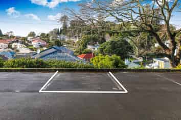 5/23A Hillsborough Road, Three Kings