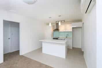 5/23A Hillsborough Road, Three Kings