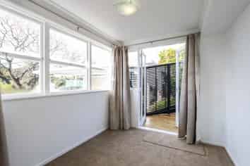 5/23A Hillsborough Road, Three Kings
