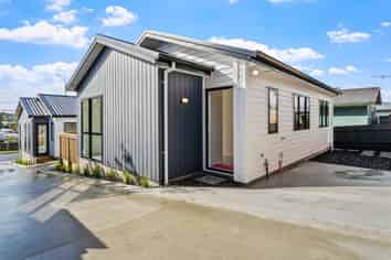 B/19 Red Beach Road , Red Beach
