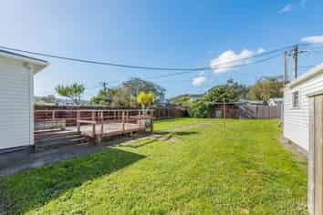 1258 High Street, Taita