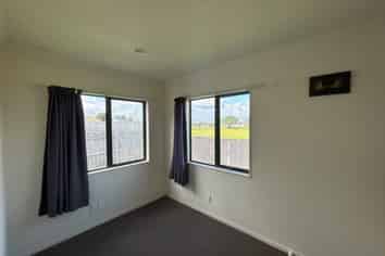 884B Papamoa Beach Road, Papamoa
