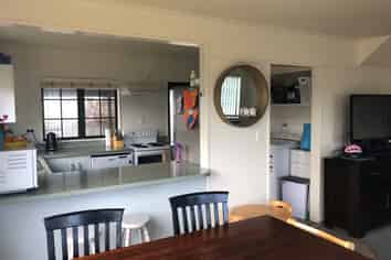 884B Papamoa Beach Road, Papamoa