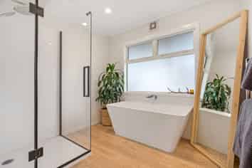 8 James McLeod Road Shelly Beach, Helensville