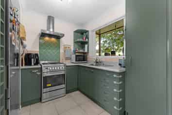 188a  Henderson Valley Road, Henderson