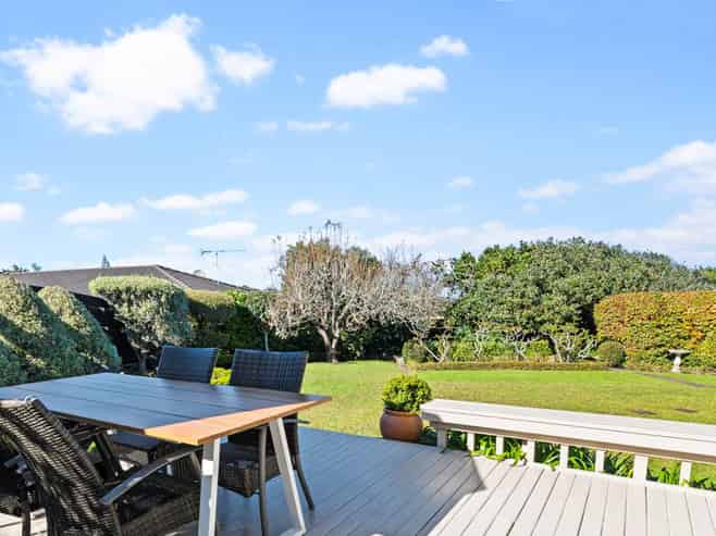42 Cardiff Road, Pakuranga