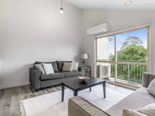 23Q Hendry Avenue, Hillsborough