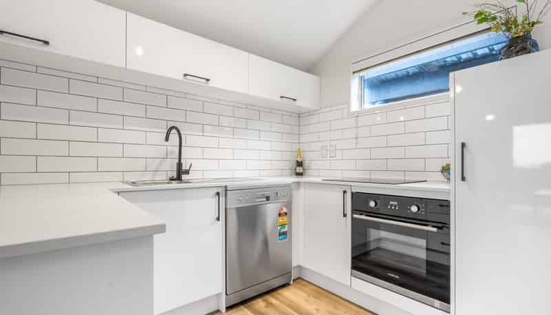 23Q Hendry Avenue, Hillsborough