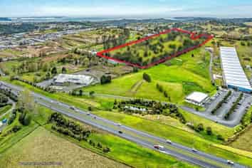 2086 East Coast Road, Silverdale