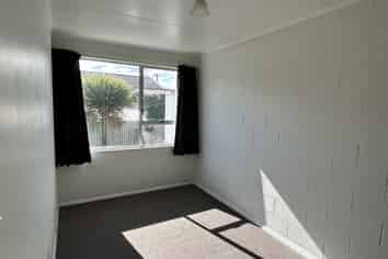 2/20A Leitrim Street, Redwoodtown
