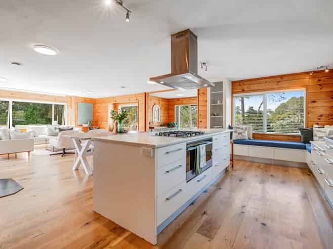 608 West Coast Road, Puhoi