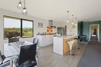 2708 South Eyre Road, West Eyreton