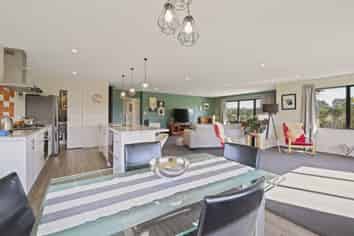 2708 South Eyre Road, West Eyreton