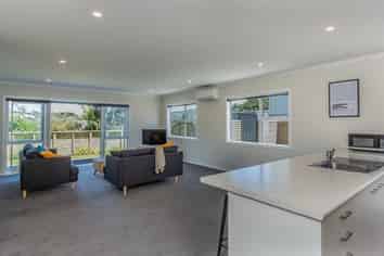 2/20 Glanmire Road, Newlands
