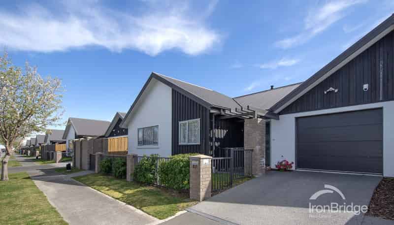 27 Farnborough Way, Rolleston