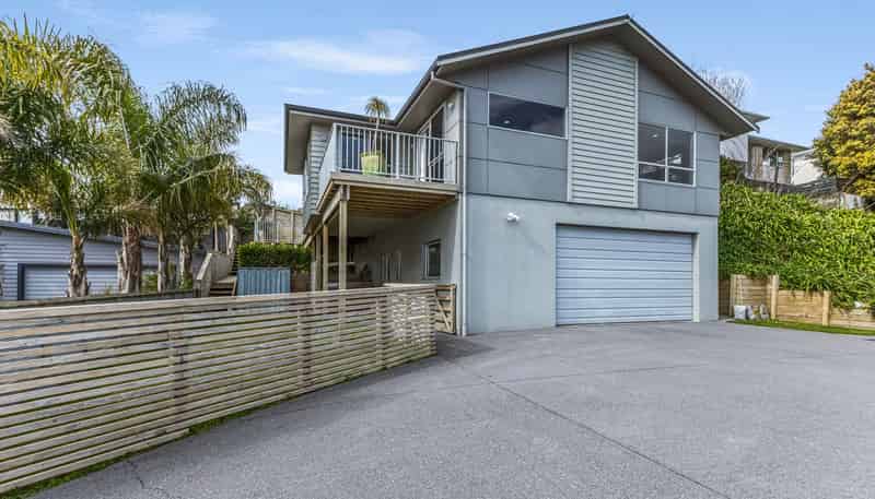 23 York Crescent, Westown