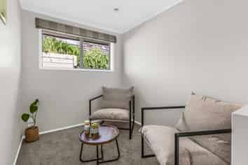 23 York Crescent, Westown