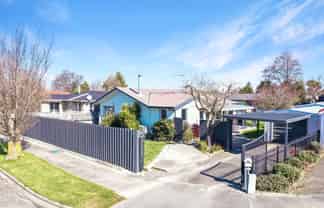 9 Hillier Place, Allenton