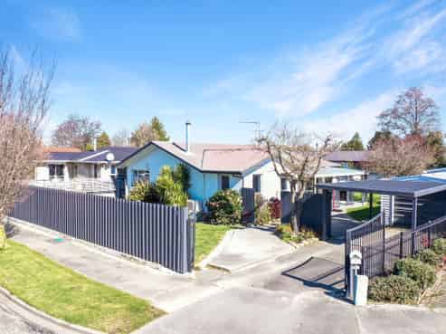 9 Hillier Place, Allenton