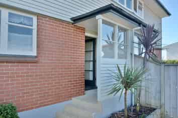 22 Barton Street, Brockville