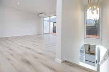 4/14 Hammond Street, Hamilton Central