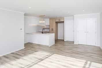 4/14 Hammond Street, Hamilton Central