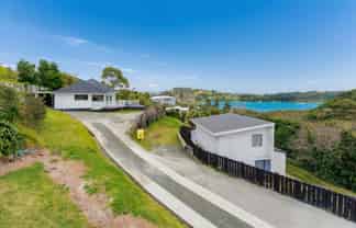 1121 Whakapirau Road, Whakapirau