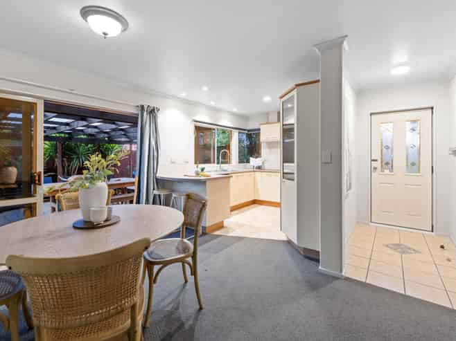 30 McLeod Place, Papamoa