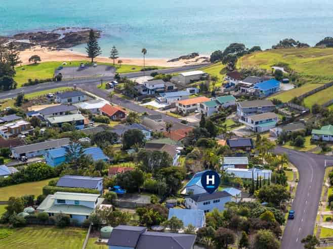 61 Stratford Drive, Cable Bay