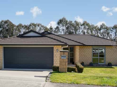 33 Alpers Ridge, Leamington