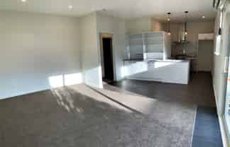 26 Memorial Ave, Ilam