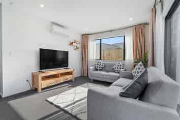 57 Sapwood Crescent, Takanini