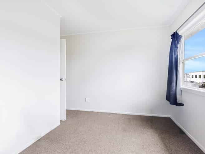 43 Waimate Street, Otara