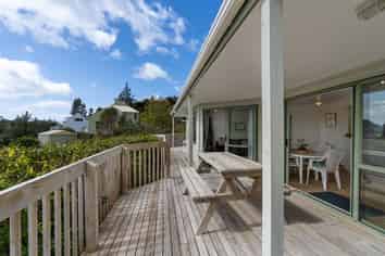 52 Hinemoa Terrace, Tairua