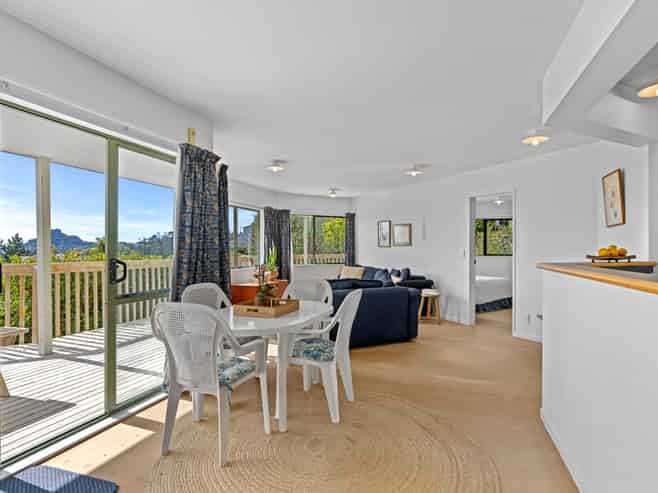 52 Hinemoa Terrace, Tairua