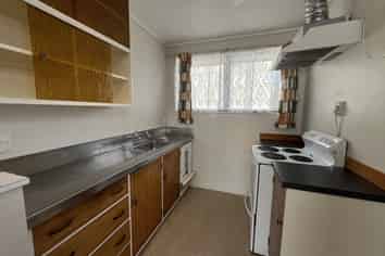 2/133A Ferguson Street, West End
