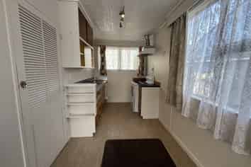 2/133A Ferguson Street, West End
