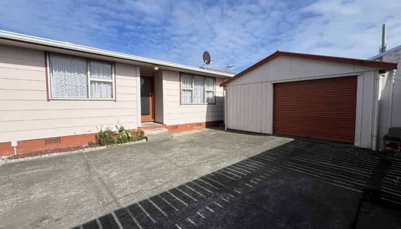 2/133A Ferguson Street, West End