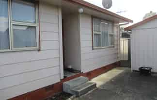 2/133A Ferguson Street, West End